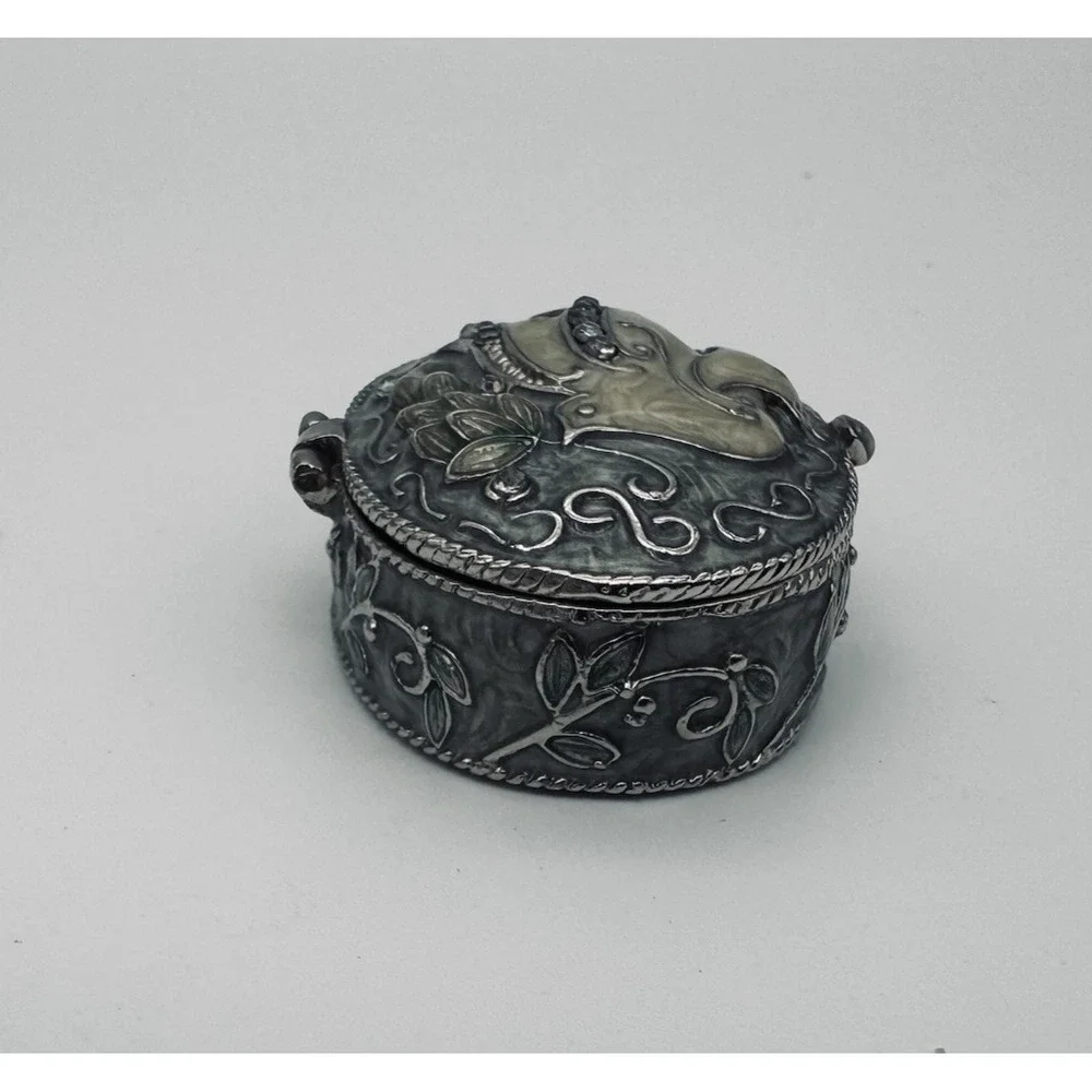 Monet Dove Emerald Green Enamel Ring Jewelry Trinket Box Small‎